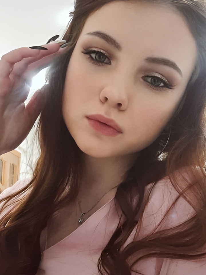 Любовь привлекальеная девушка из Котельников цена от 1500 руб