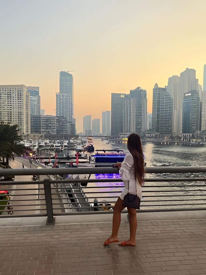 Сарра привлекальеная девушка из Котельников цена от 2500 руб