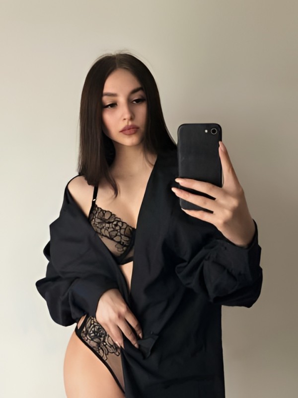 Алиана привлекательная девушка из Котельников цена от 2500 руб