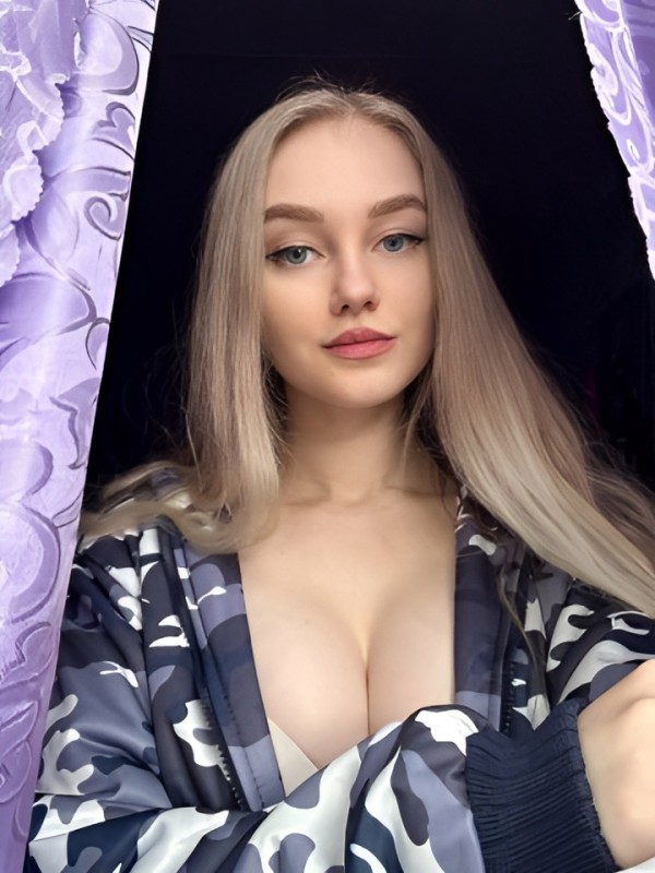 Анна привлекательная девушка из Котельников цена от 3000 руб