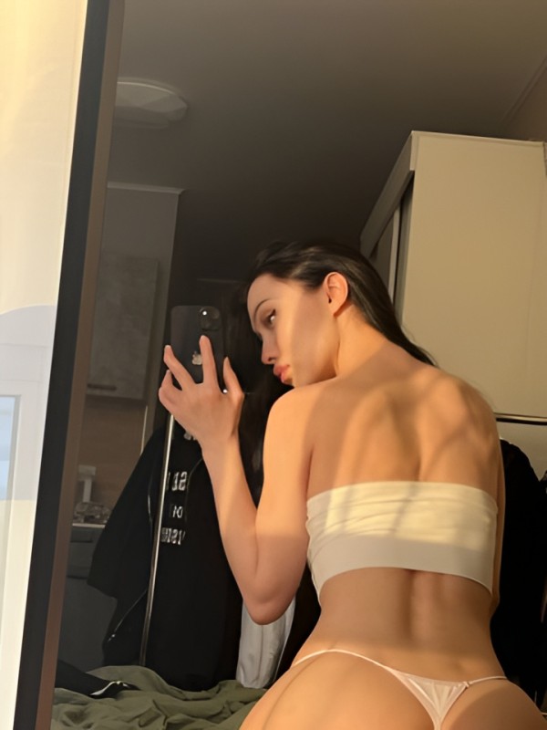 Лизочка привлекательная девушка из Котельников цена от 3000 руб