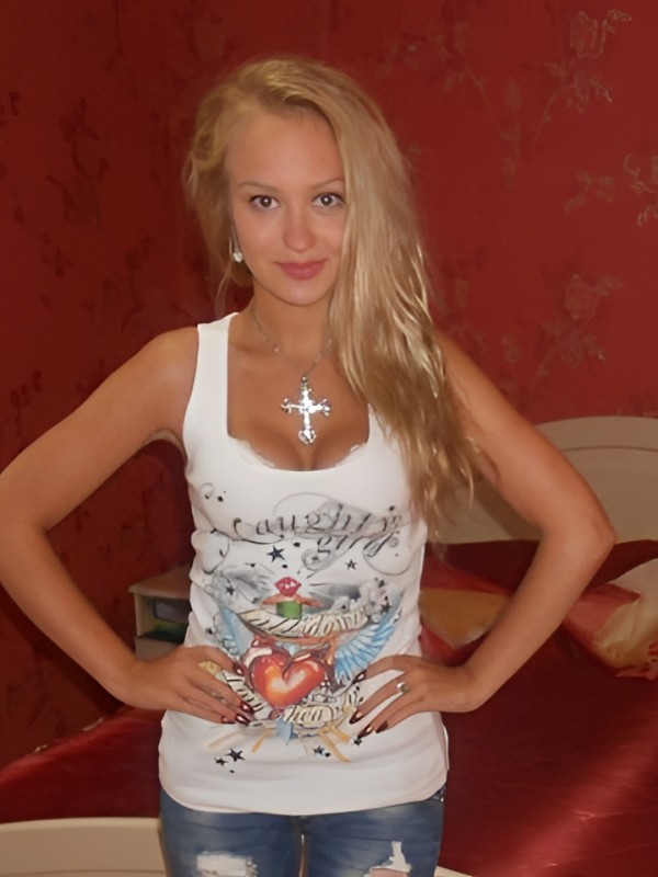 Ника привлекательная девушка из Котельников цена от 2000 руб