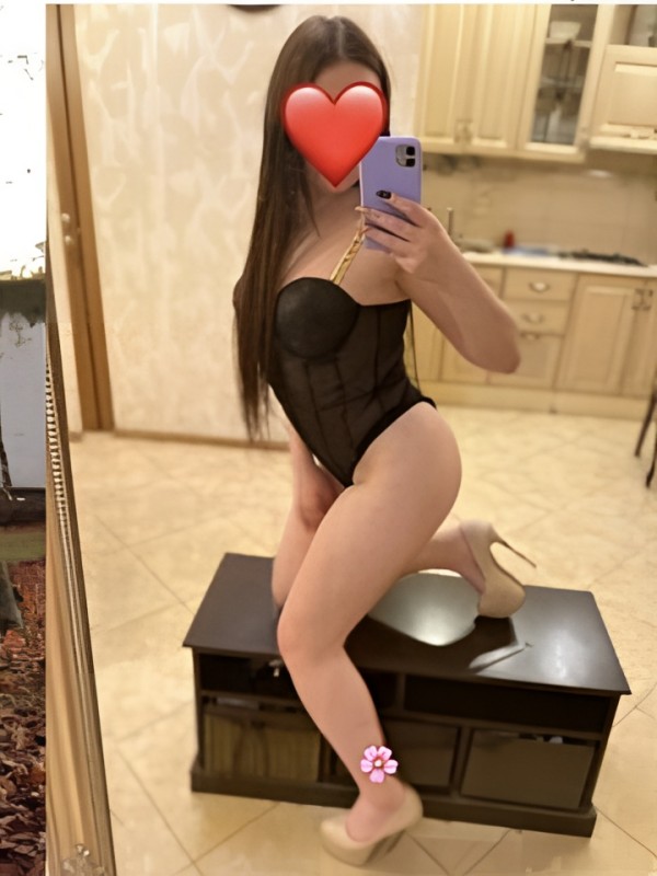 Таюша привлекательная девушка из Котельников цена от 10000 руб