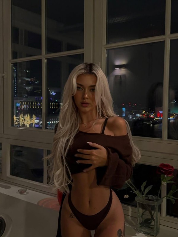 Лия привлекательная девушка из Котельников цена от 6000 руб